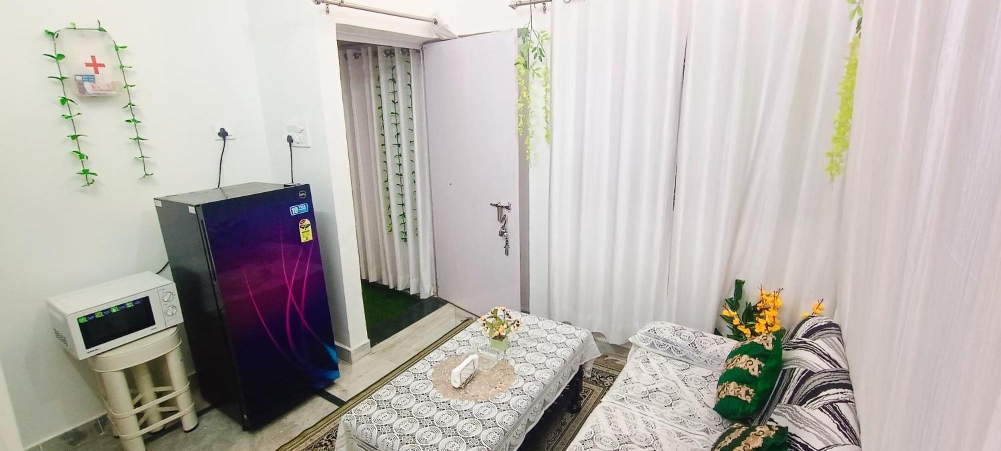Guest house Private Cozy In A ! Lucknow
