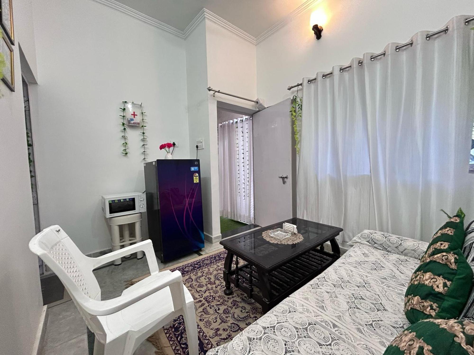 Private Cozy In A ! Guest house *